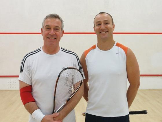 Handicap Plate: Ian Phillips (right) 2 – Stuart Hutchinson 1